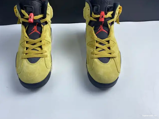 TRAVIS 6 SCOTT JORDAN YELLOW AIR CN1084-300 X 0415